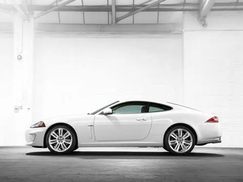 2010 Jaguar XKR Wall Poster picture 99966