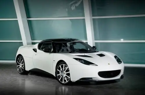 2010 Lotus Evora Carbon Concept White T-Shirt - idPoster.com