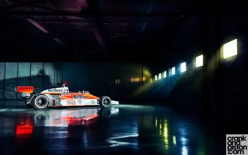 McLaren M26 James Hunt Dubai Autodrome Women's Colored Tank-Top - idPoster.com