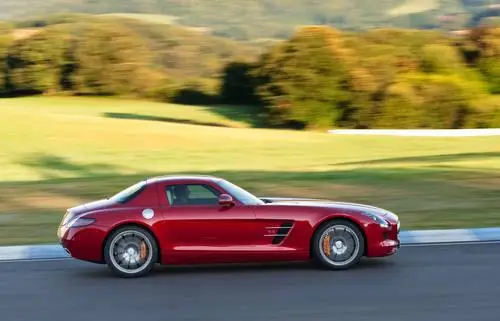 2010 Mercedes-Benz SLS AMG Jigsaw Puzzle picture 101020