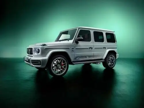 2022 Mercedes-AMG G 63 Edition 55 Men's Colored Hoodie - idPoster.com