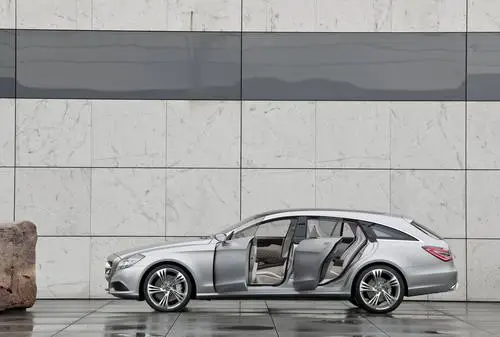 Mercedes-Benz Shooting Brake Concept Kitchen Apron - idPoster.com