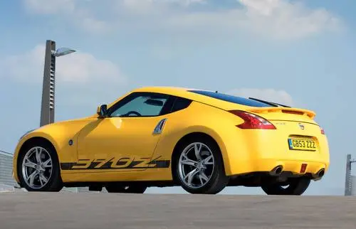 2010 Nissan 370Z Yellow Tote Bag - idPoster.com
