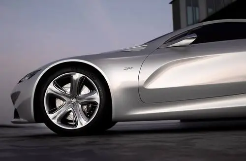 2010 Peugeot SR1 Concept Car White Tank-Top - idPoster.com