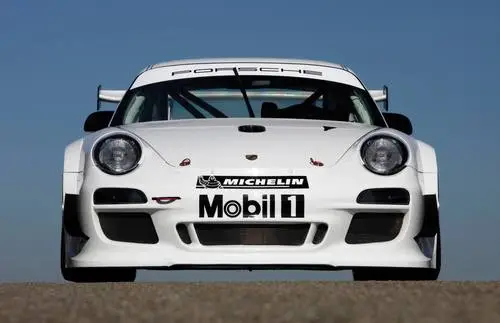2010 Porsche 911 GT3 R White T-Shirt - idPoster.com
