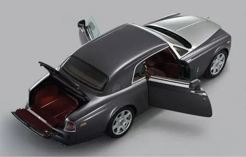 2009 Rolls-Royce Phantom Coupe White T-Shirt - idPoster.com