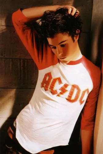 Adam Brody White T-Shirt - idPoster.com