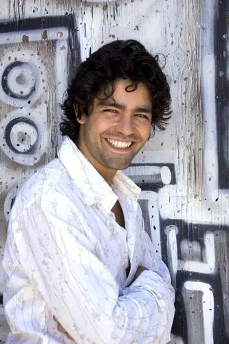 Adrian Grenier Wall Poster picture 493615