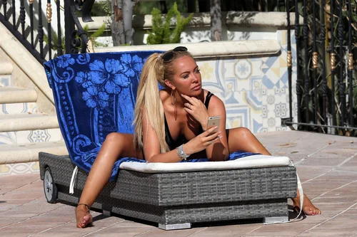 Aisleyne Horgan Wallace Jigsaw Puzzle picture 1178523