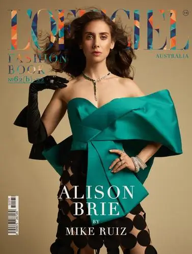 Alison Brie Wall Poster picture 1043375