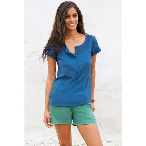 Alyssah Ali Women's Colored T-Shirt - idPoster.com