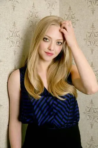 Amanda Seyfried Wall Poster picture 178116