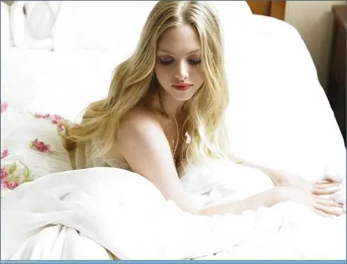 Amanda Seyfried Wall Poster picture 49868