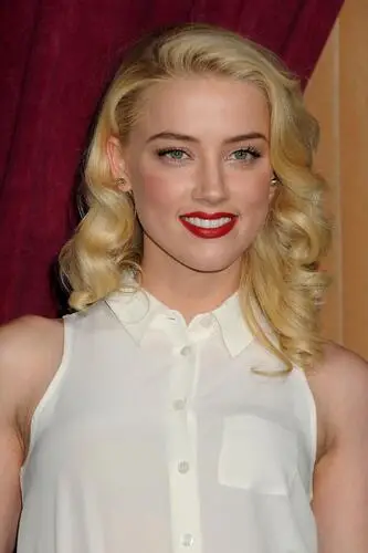 Amber Heard Computer MousePad picture 131804
