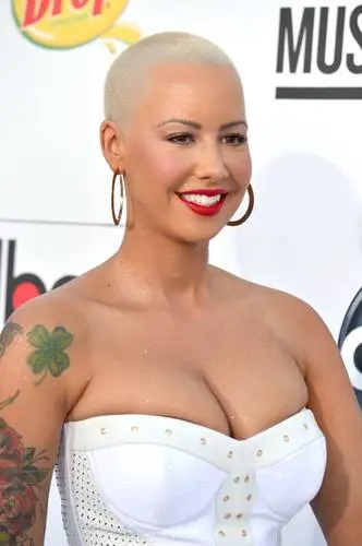 Amber Rose Jigsaw Puzzle picture 154545