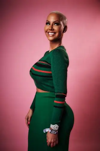 Amber Rose Wall Poster picture 700042