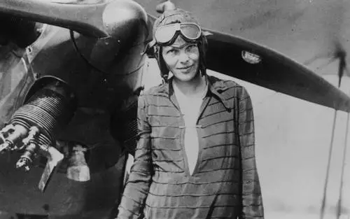 Amelia Earhart Drawstring Backpack - idPoster.com