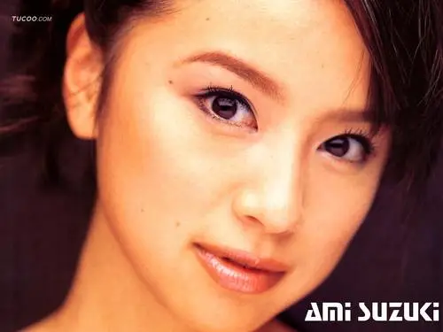 Ami Suzuki White Tank-Top - idPoster.com