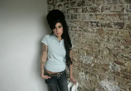Amy Winehouse Jigsaw Puzzle picture 343068