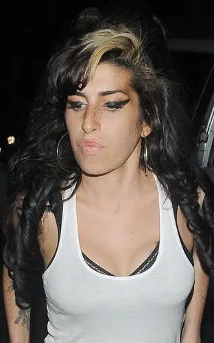 Amy Winehouse Fridge Magnet picture 78437