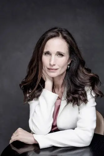 Andie MacDowell Jigsaw Puzzle picture 902293