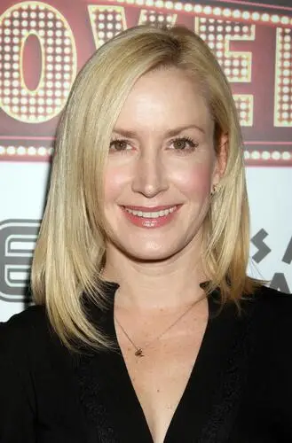 Angela Kinsey Jigsaw Puzzle picture 73446