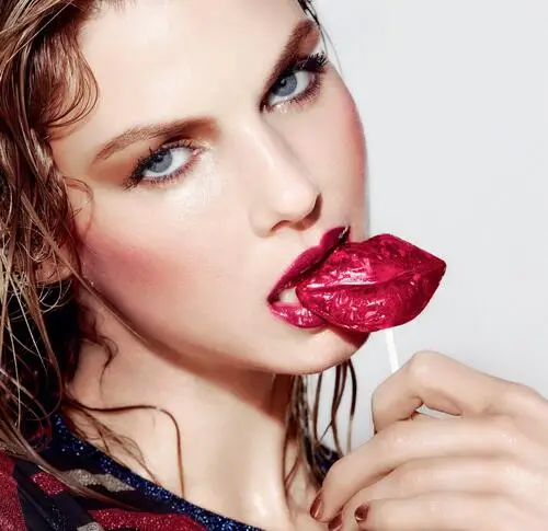 Angela Lindvall Wall Poster picture 411282