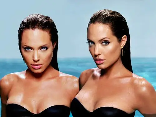 Angelina Jolie Jigsaw Puzzle picture 28356
