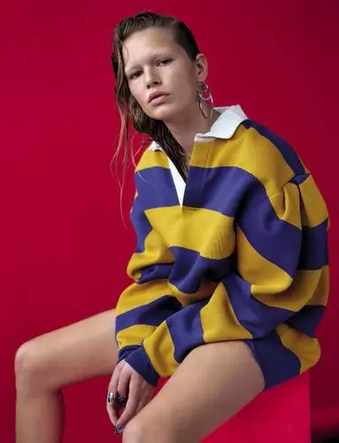 Anna Ewers Women's Colored  Long Sleeve T-Shirt - idPoster.com