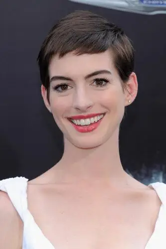 Anne Hathaway Computer MousePad picture 165344