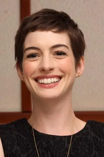 Anne Hathaway Computer MousePad picture 165376