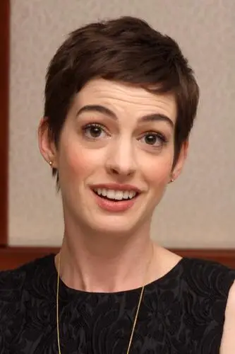 Anne Hathaway Wall Poster picture 165385