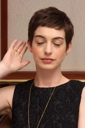 Anne Hathaway Jigsaw Puzzle picture 165387