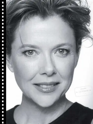 Annette Bening Jigsaw Puzzle picture 228320