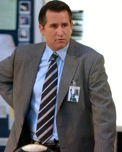 Anthony Lapaglia Jigsaw Puzzle picture 28811