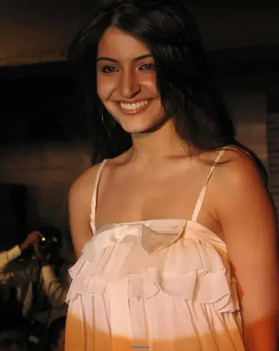 Anushka Sharma Women's Colored  Long Sleeve T-Shirt - idPoster.com
