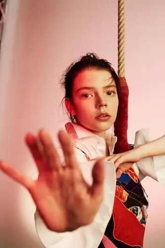 Anya Taylor-Joy Jigsaw Puzzle picture 900893