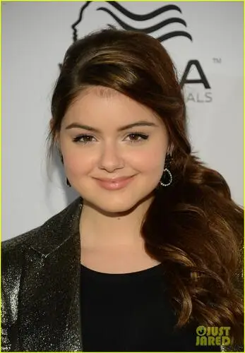 Ariel Winter Wall Poster picture 277104