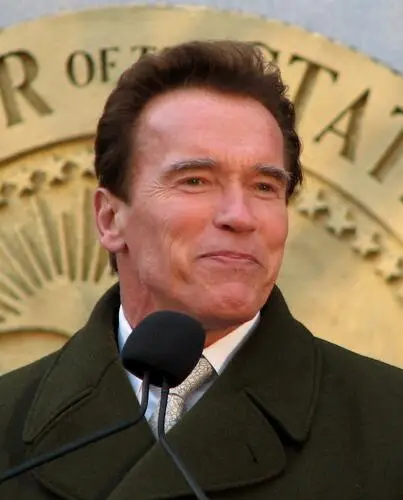 Arnold Schwarzenegger White Tank-Top - idPoster.com