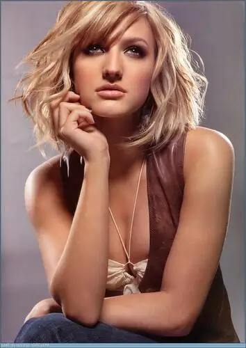 Ashlee Simpson Wall Poster picture 28953
