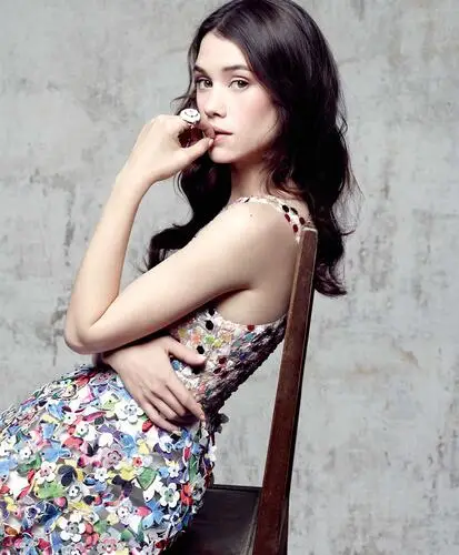 Astrid Berges-Frisbey Computer MousePad picture 411775
