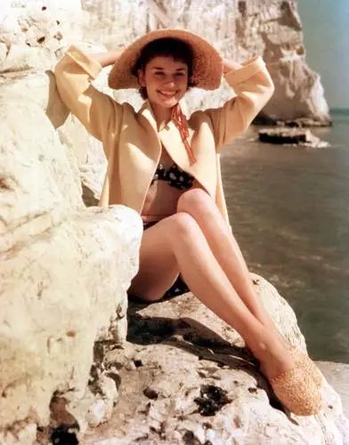 Audrey Hepburn Women's Colored  Long Sleeve T-Shirt - idPoster.com