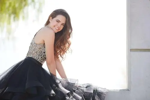 Bailee Madison Jigsaw Puzzle picture 700755