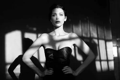Bella Hadid Computer MousePad picture 573780
