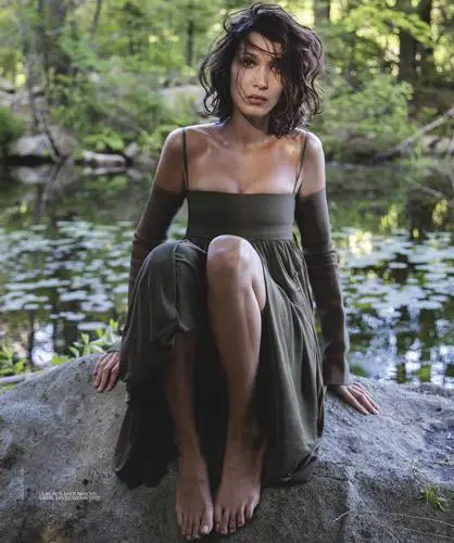 Bella Hadid Jigsaw Puzzle picture 706832