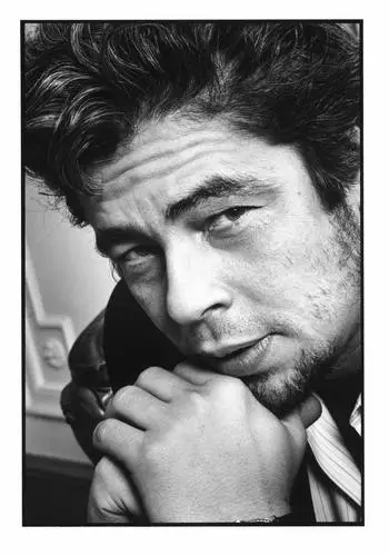 Benicio del Toro Computer MousePad picture 493707