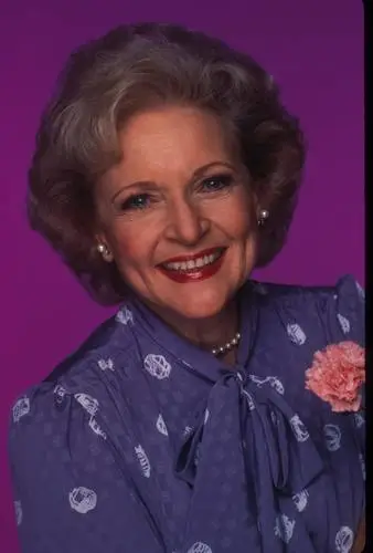 Betty White Wall Poster picture 570127