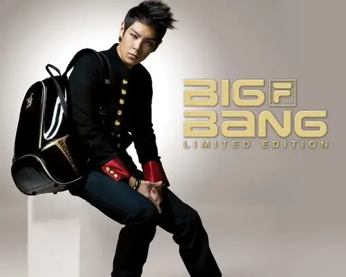 Big Bang Men's Colored T-Shirt - idPoster.com