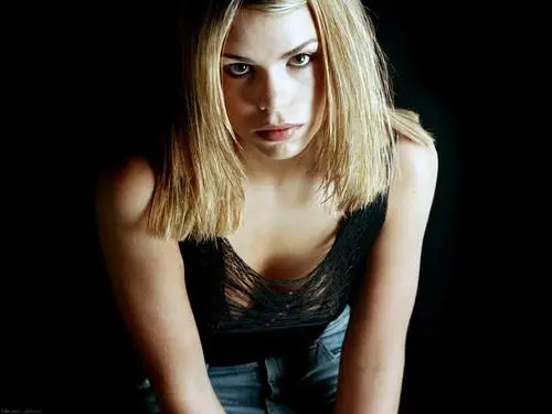 Billie Piper Computer MousePad picture 128527