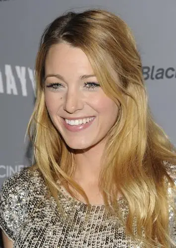 Blake Lively Computer MousePad picture 132386